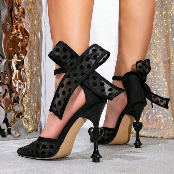 Shoes - 38 (US7) New Black Polka Dot Heart Heels